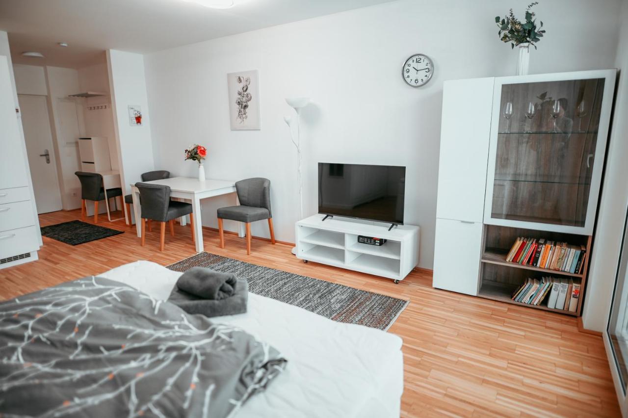 Vienna Danube Apartment 45 Bagian luar foto